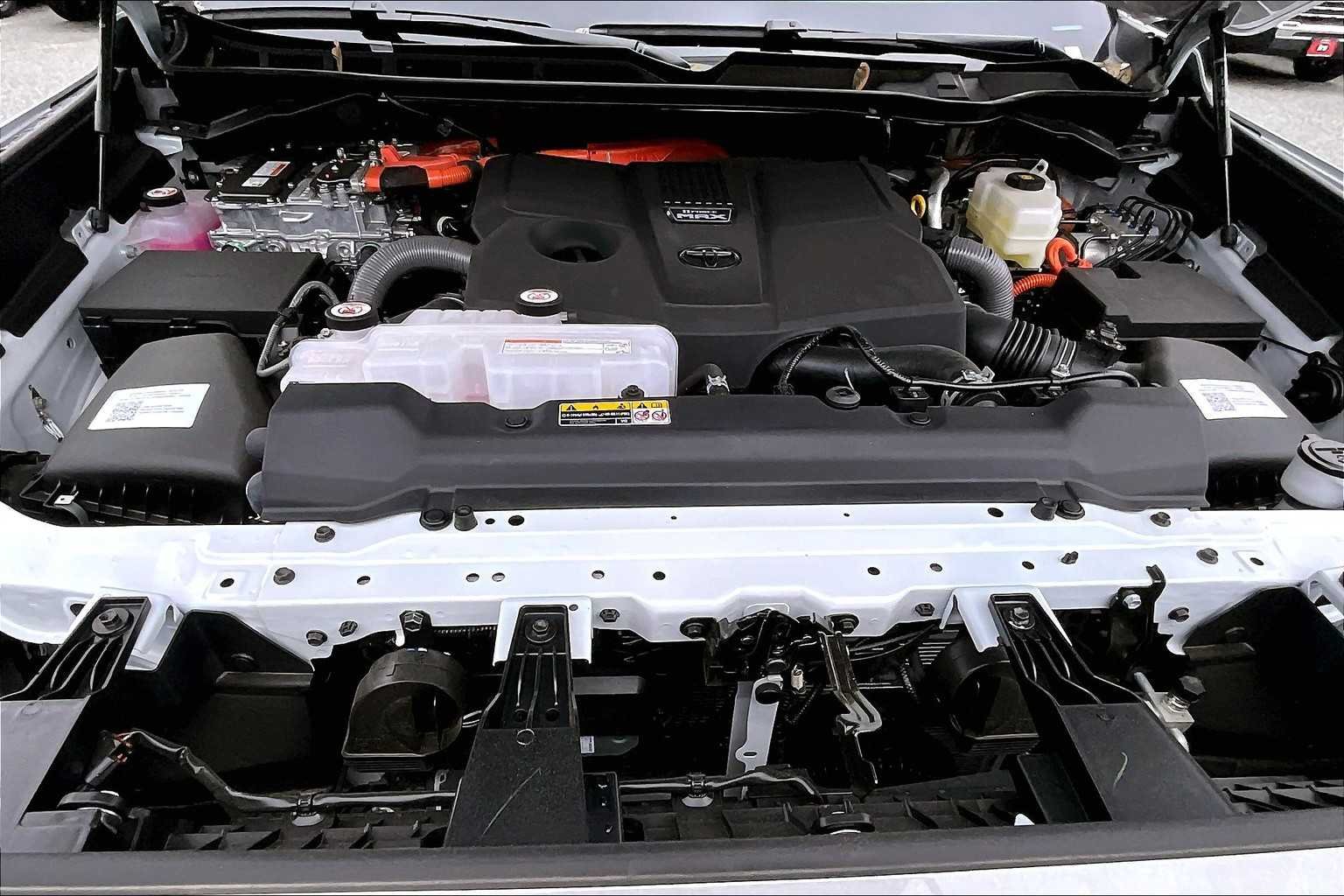 2025 Toyota Tundra Capstone - Photo 16