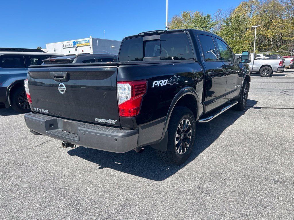 Used 2017 Black Nissan PRO-4X image 4