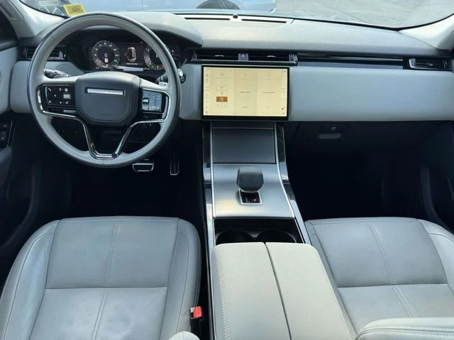 Used 2025 Gray Land Rover Dynamic SE image 19