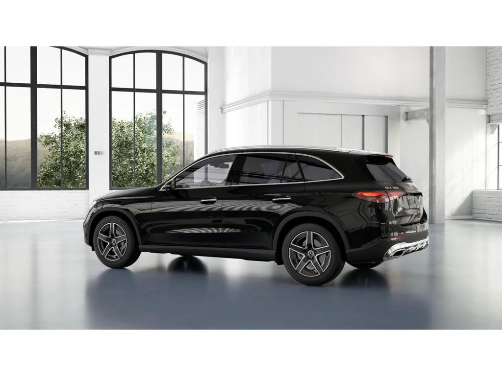 New 2027 Black Mercedes-Benz GLC 300 image 31
