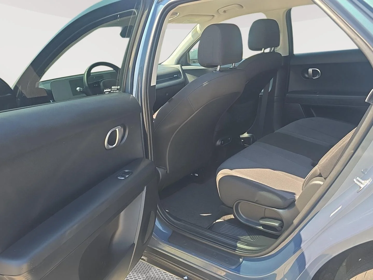 Used 2024 Digital Teal Hyundai SE image 23