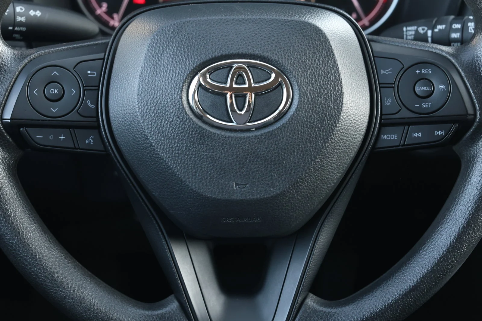 Used 2025 Blue Toyota XLE image 17