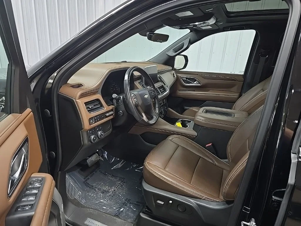 Used 2021 Black Chevrolet High Country image 30
