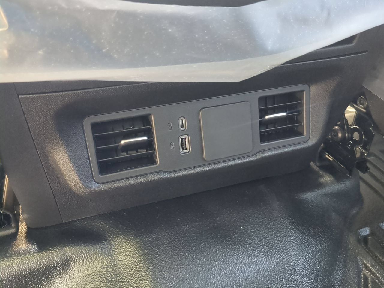 2026 GMC Sierra 2500HD Pro - Photo 20