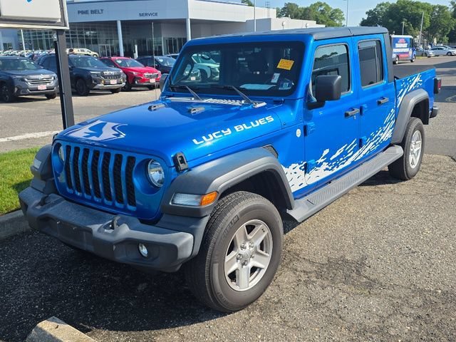 2020 Jeep Gladiator Sport S's photo