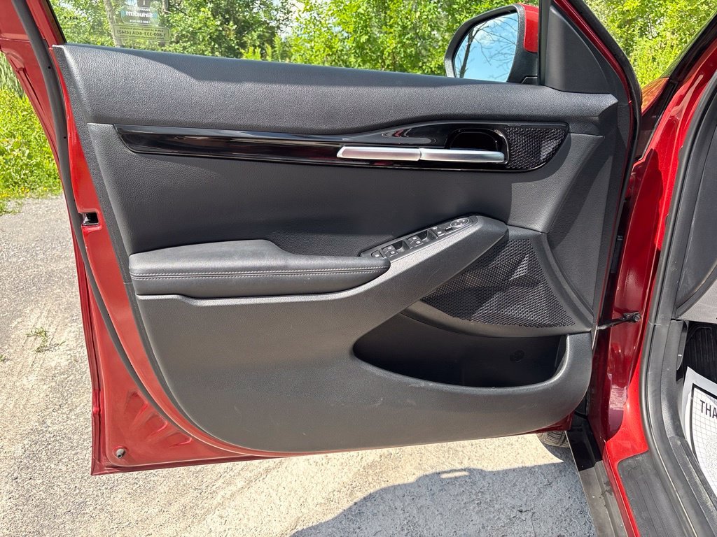 Used 2025 Orange Kia S image 15