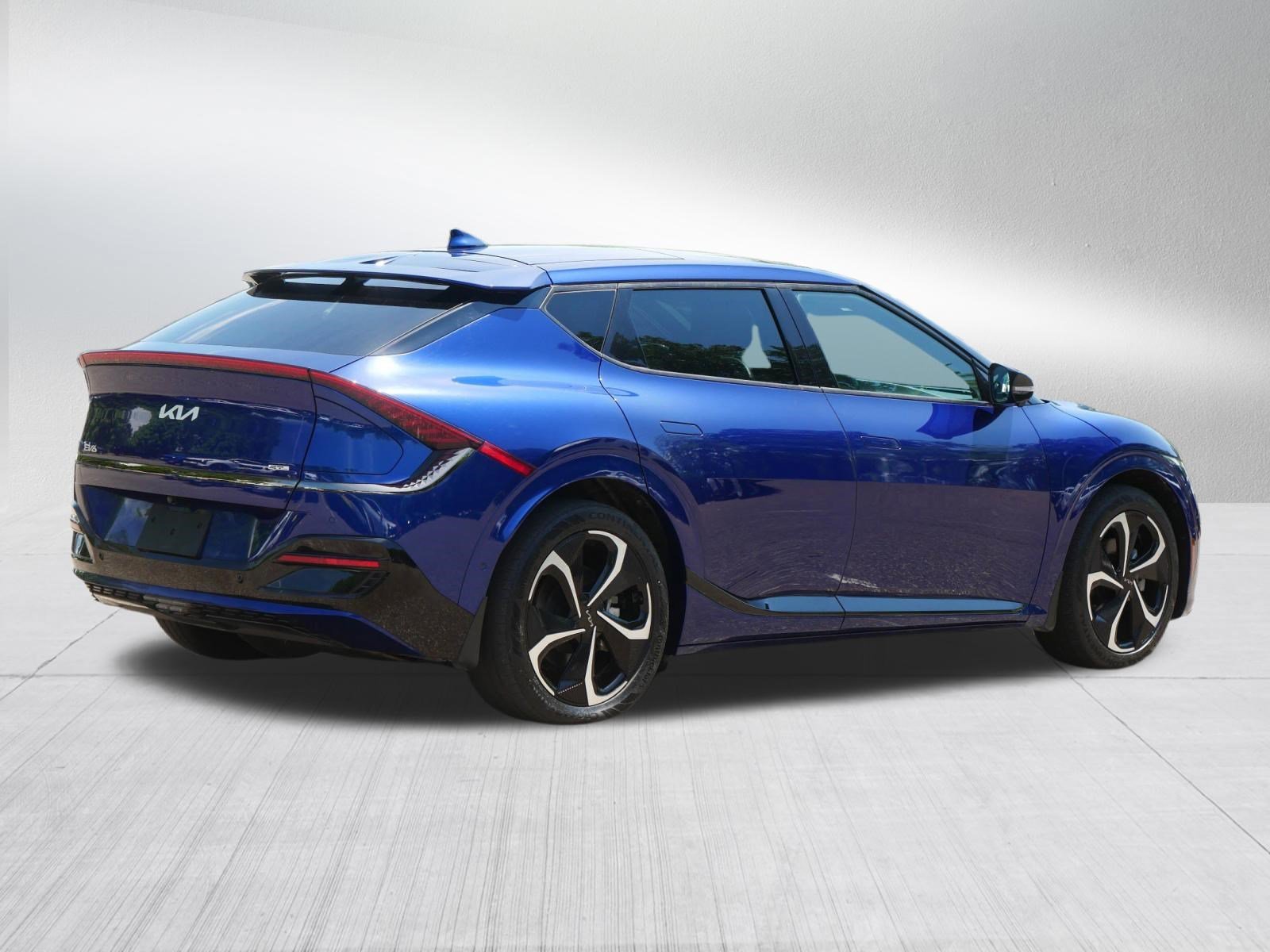 Certified Used 2023 Yacht Blue Kia GT-Line image 7