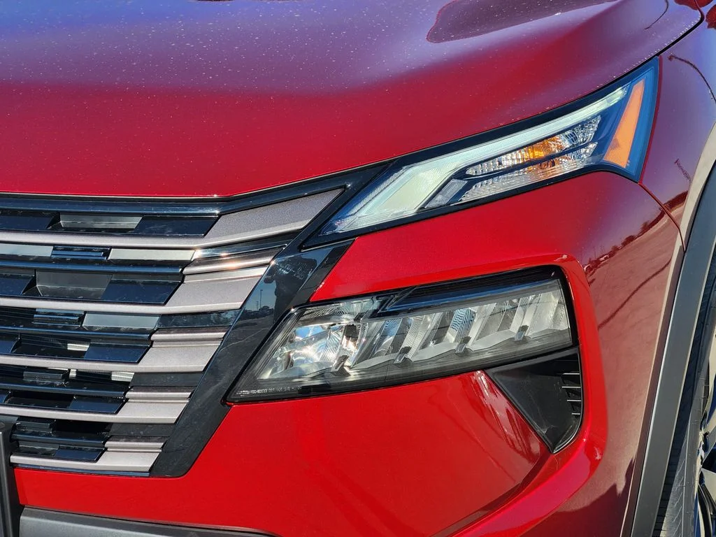 New 2026 Scarlet Ember Tintcoat Nissan SV image 8
