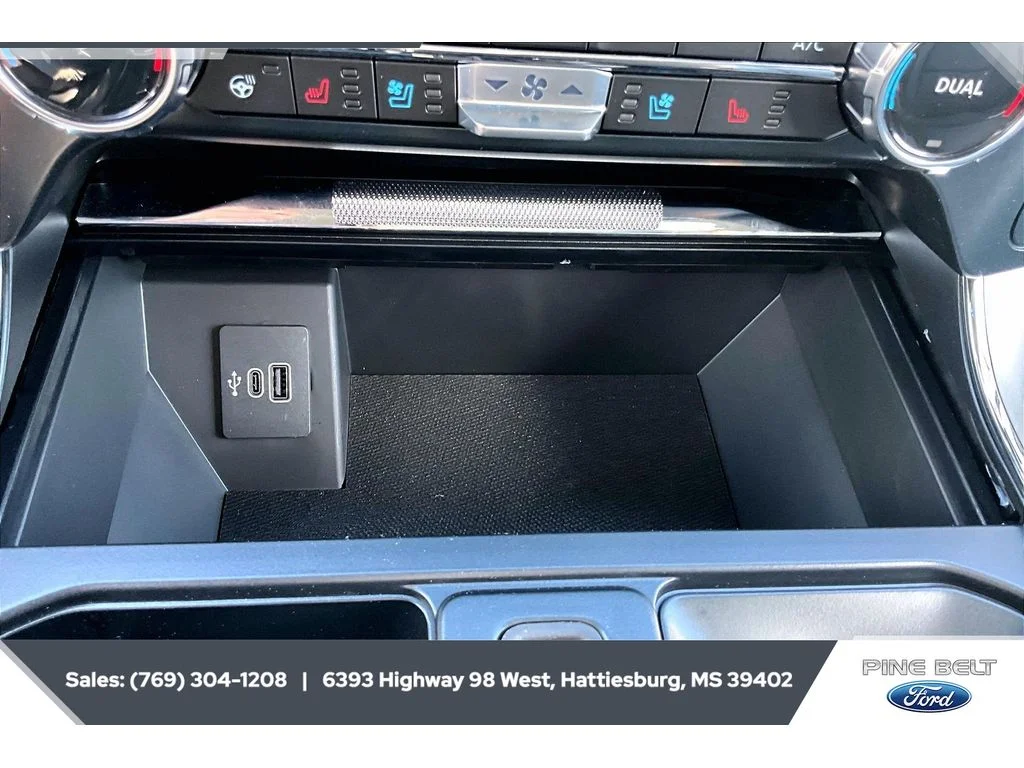 New 2026 Iconic Silver Metallic Ford Lariat® image 23