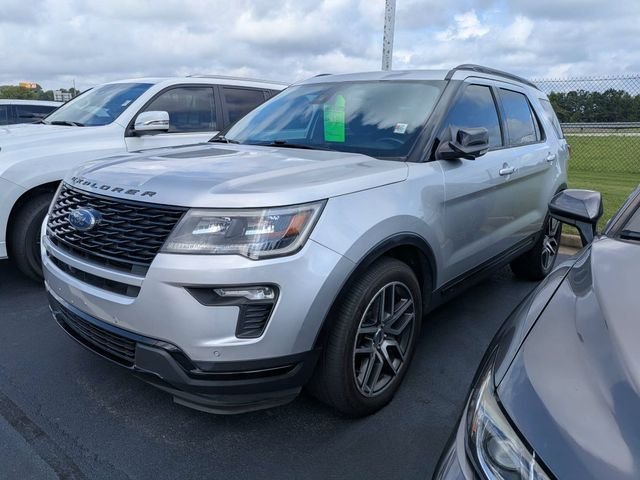Used 2018 Silver Ford Sport image 5