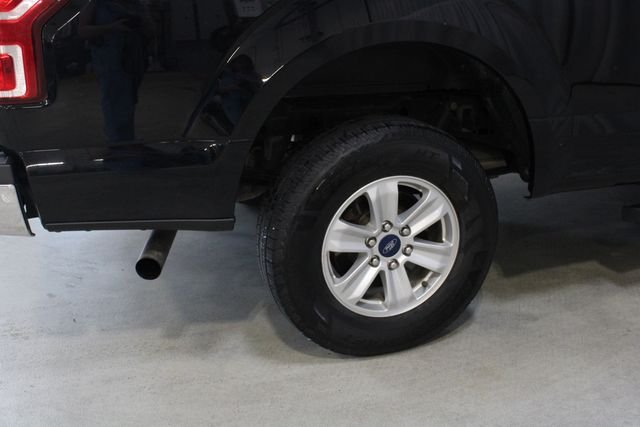 Used 2018 Shadow Black Ford XLT image 24