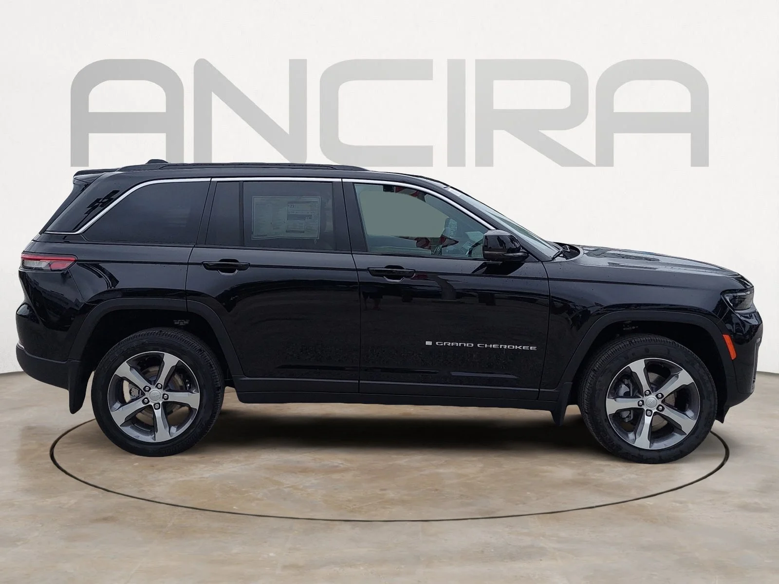 New 2026 Diamond Black Crystal Pearlcoat Jeep Limited image 11