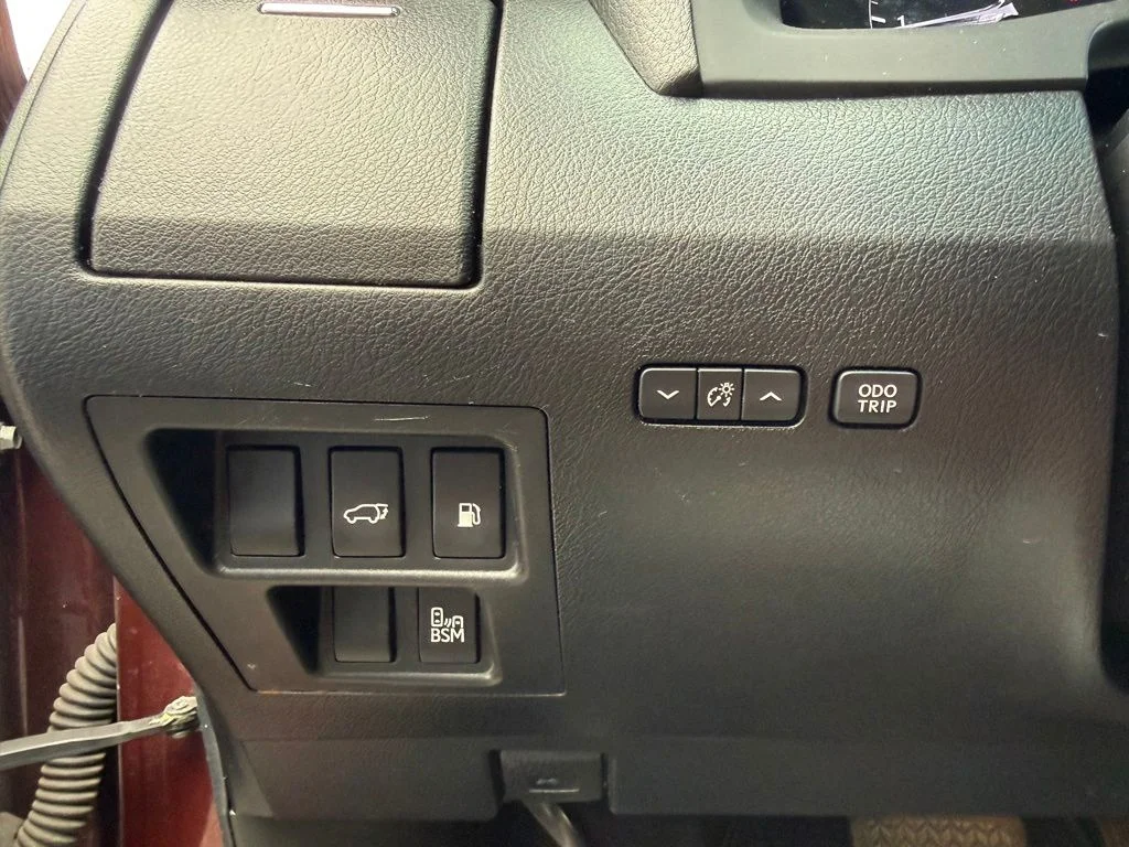 Used 2014 Claret Mica Lexus 350 image 15