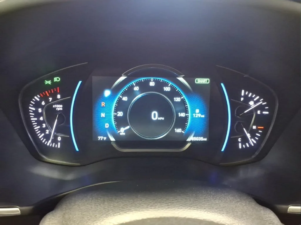 Certified Used 2020 Shimmering Silver Pearl Hyundai SEL image 25