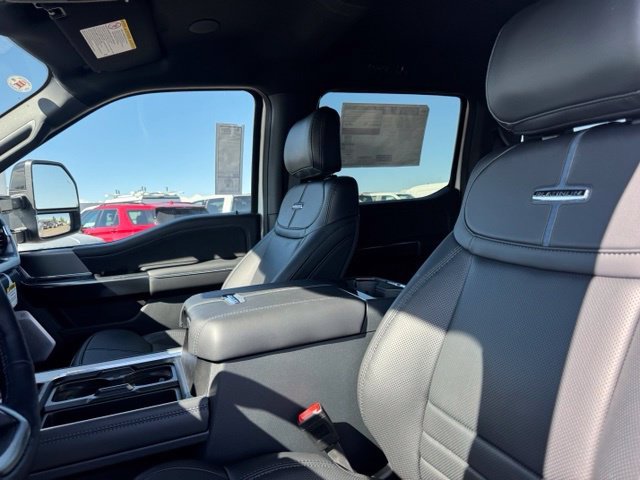 New 2027 Star White Metallic Tri-Coat Ford F-250® Platinum® image 17