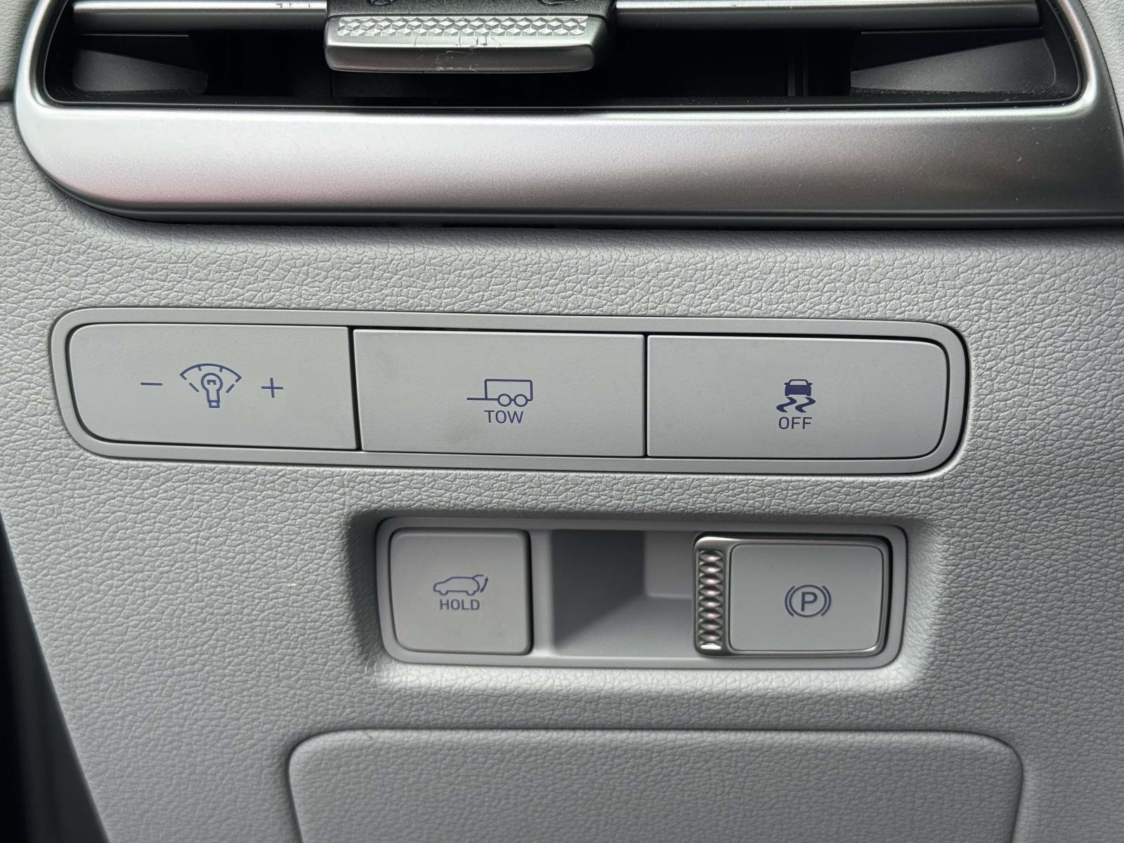 Certified Used 2024 White Hyundai SEL image 19