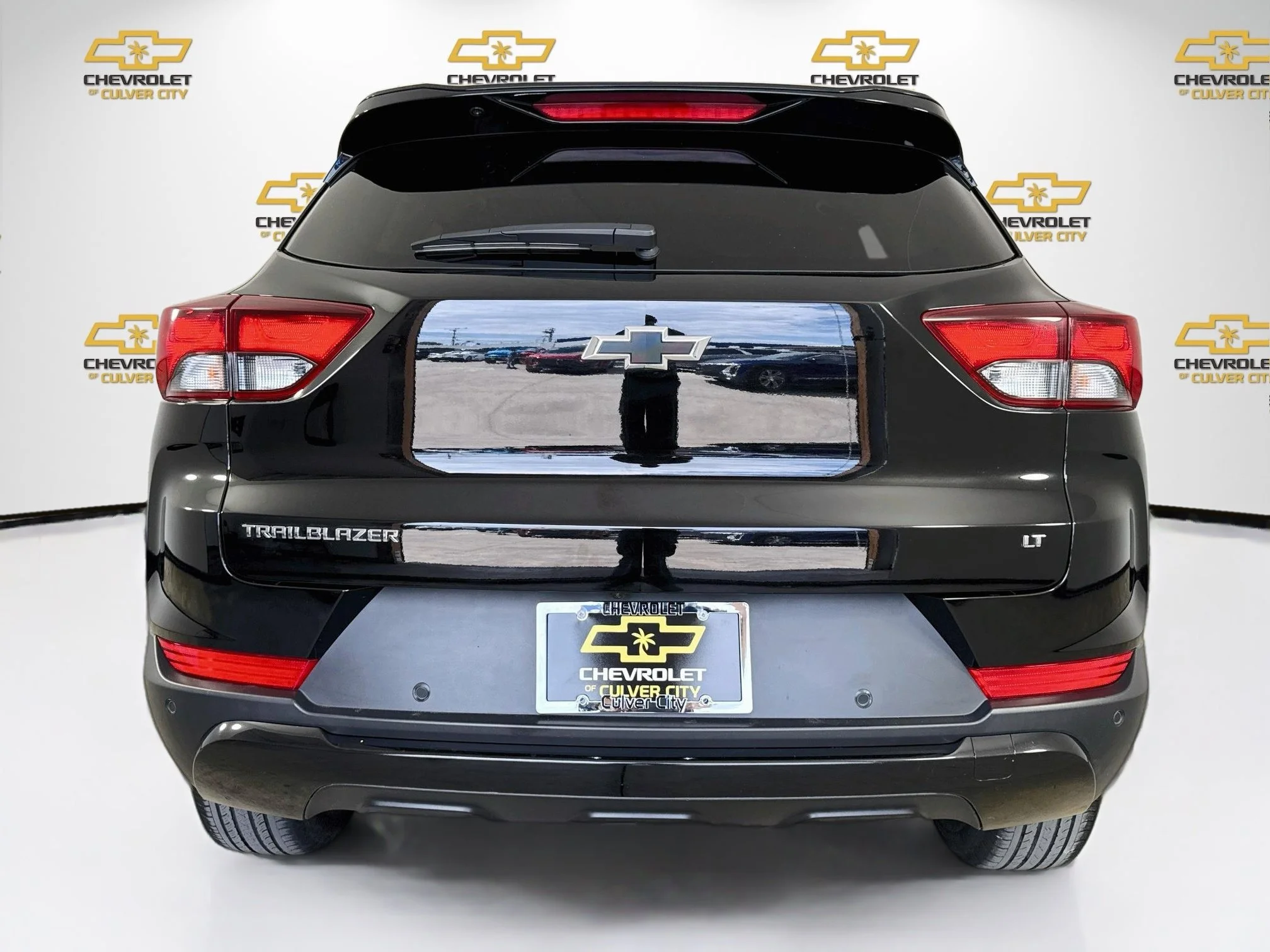 Used 2022 Mosaic Black Metallic Chevrolet LT image 7