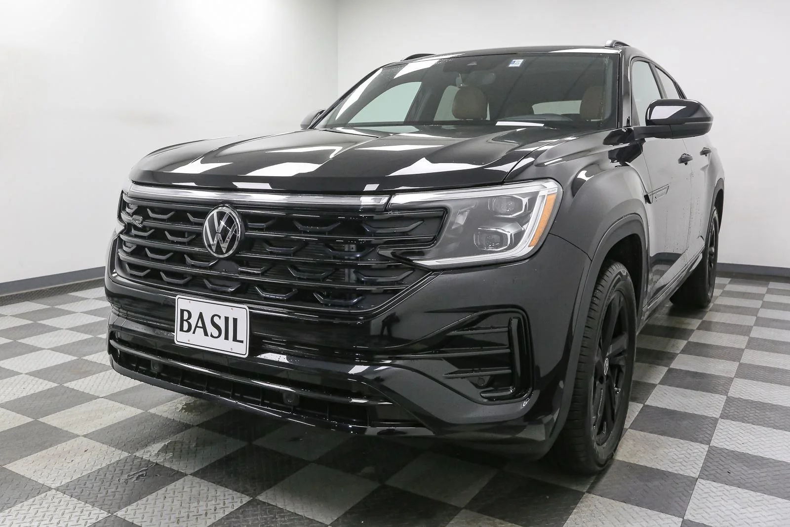 New 2026 Deep Black Pearl Volkswagen 2.0T SEL R-Line Black image 4