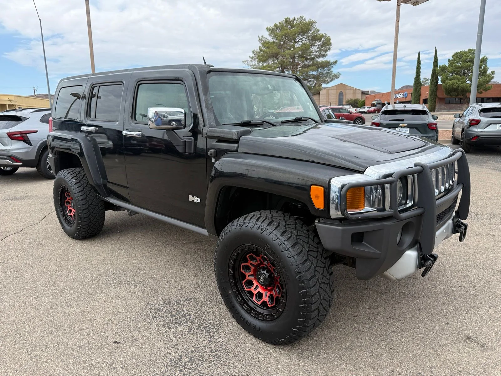Used 2008 Black Hummer H3x image 3