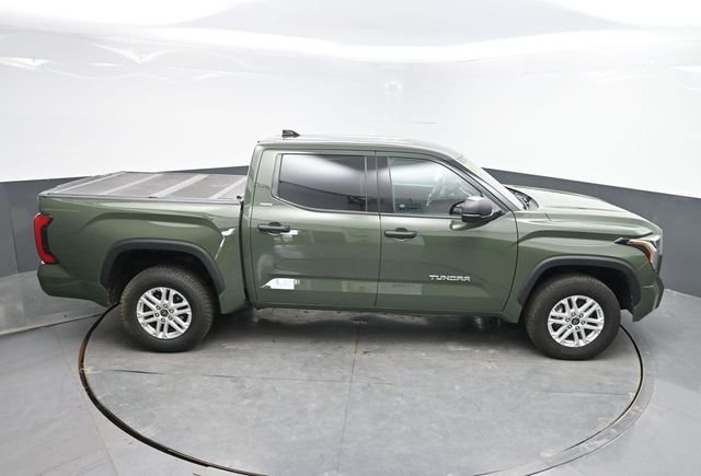 Used 2022 Green Toyota SR5 image 29