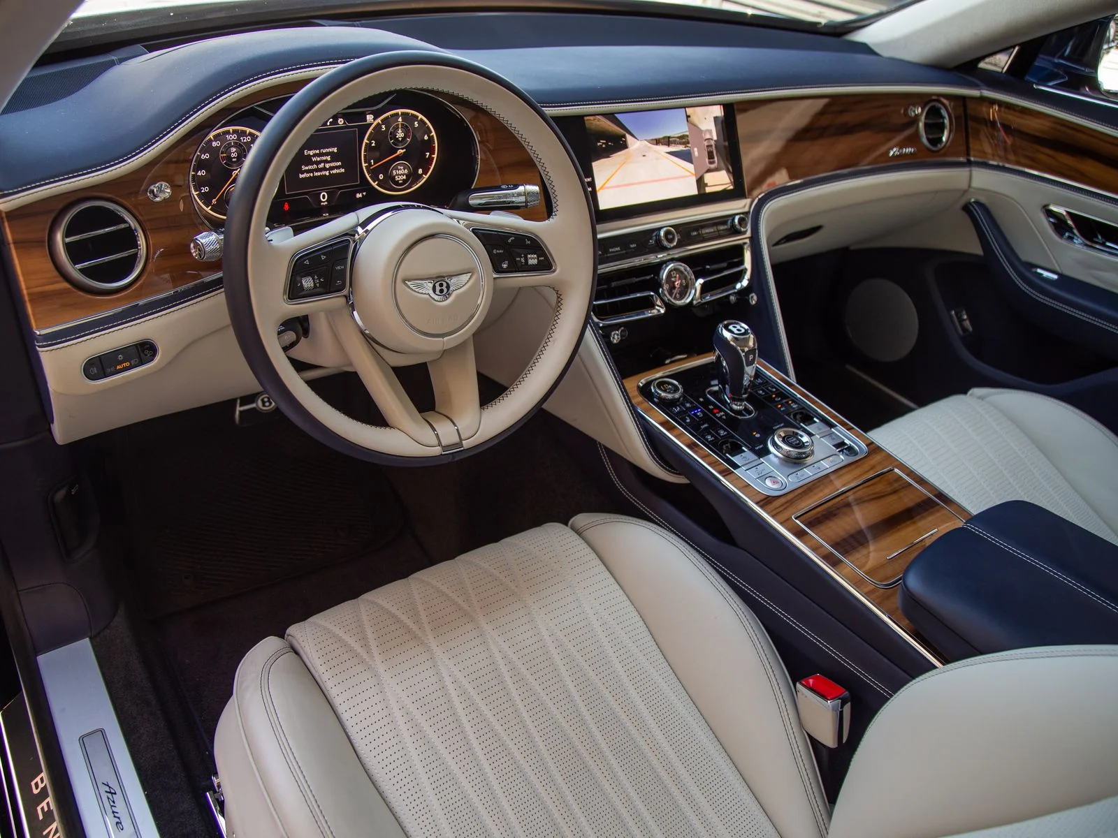 Used 2024 Blue Bentley Azure image 4