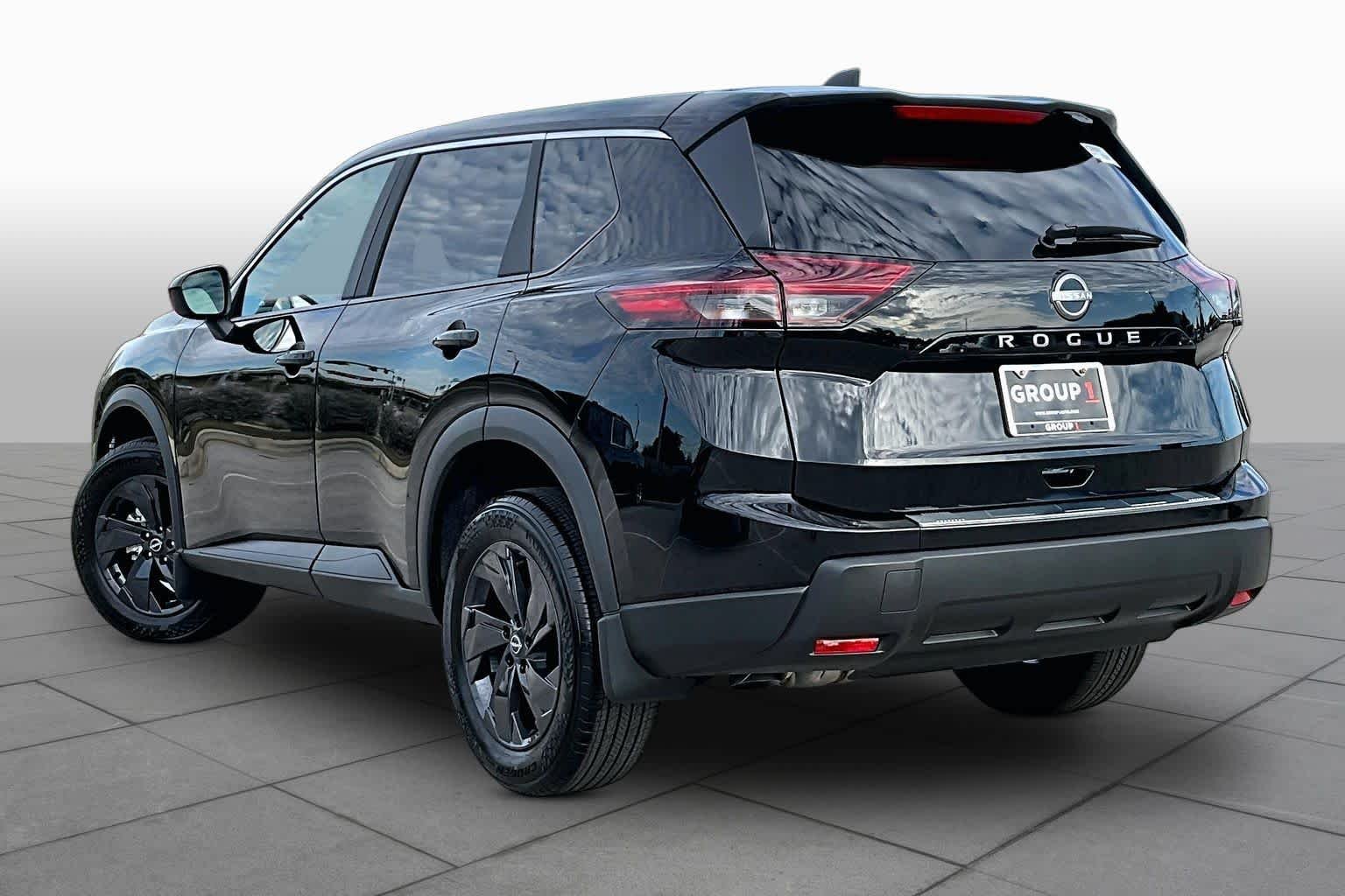 New 2027 Super Black Nissan SV image 12