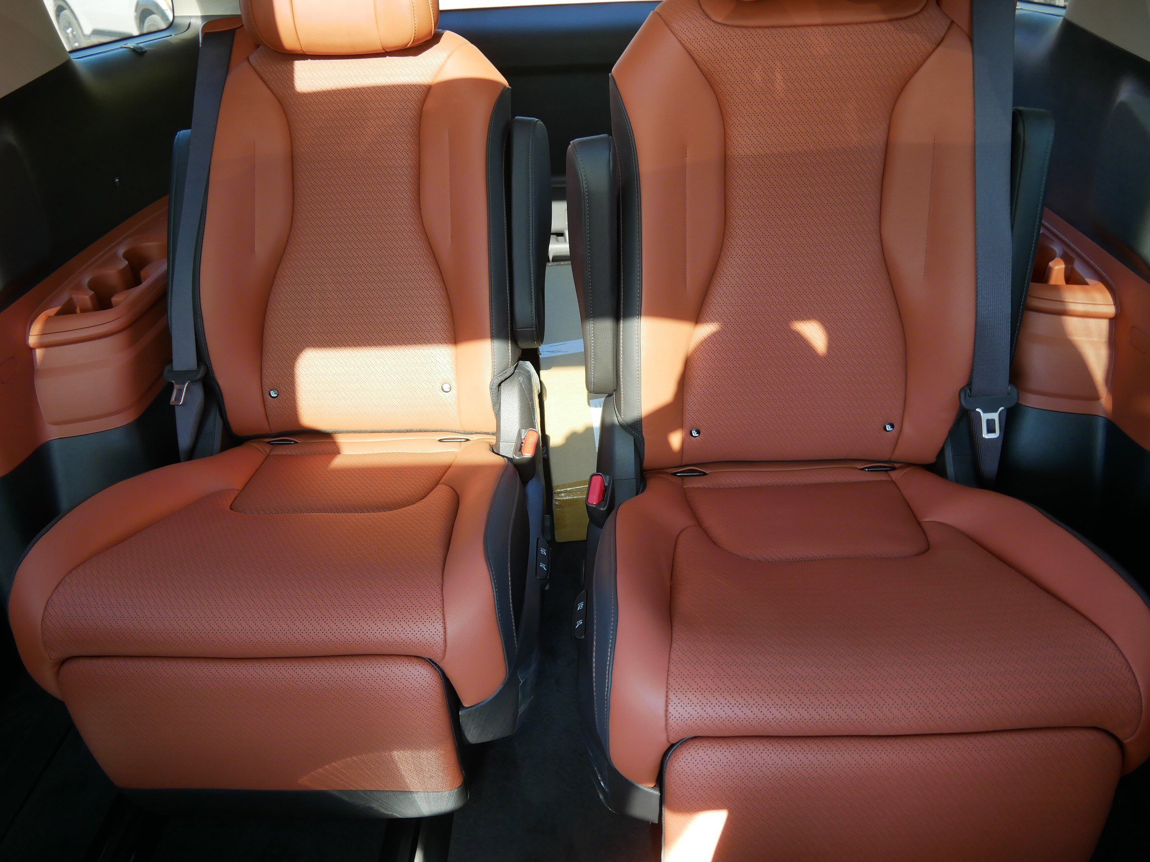 2026 Kia Carnival SX Prestige - Photo 6