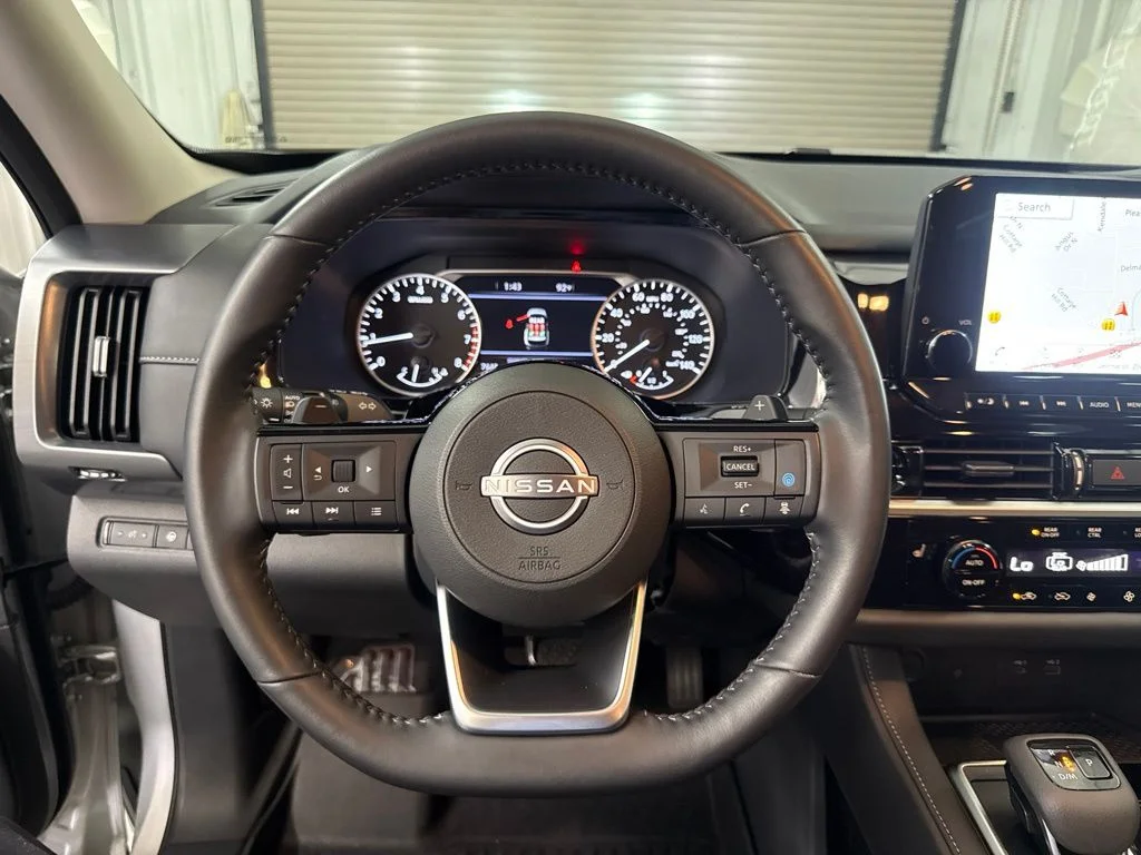 Used 2025 Brilliant Silver Metallic Nissan SL image 32