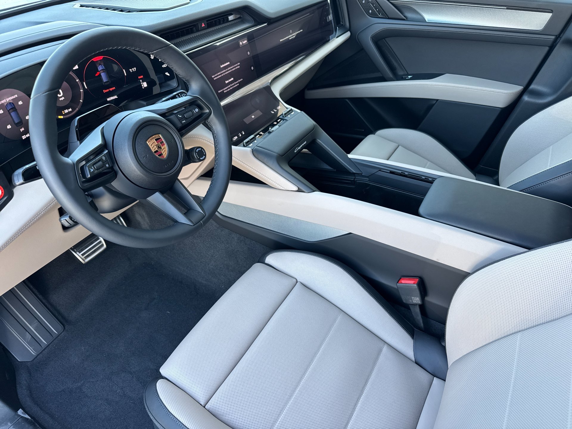 New 2026 Algarve Blue Metallic Porsche S Electric image 5