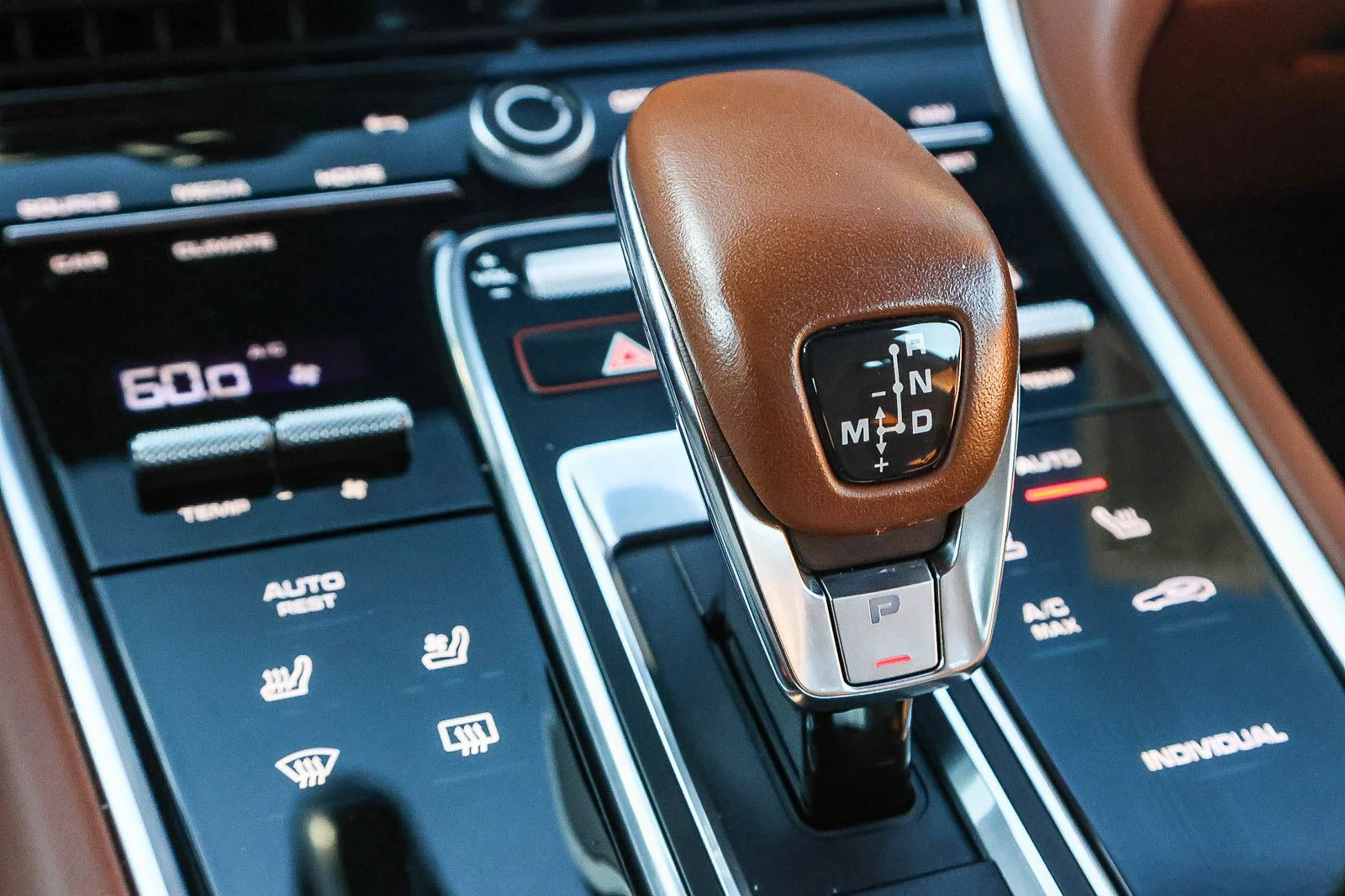Used 2023 Green Porsche 4S Executive image 38