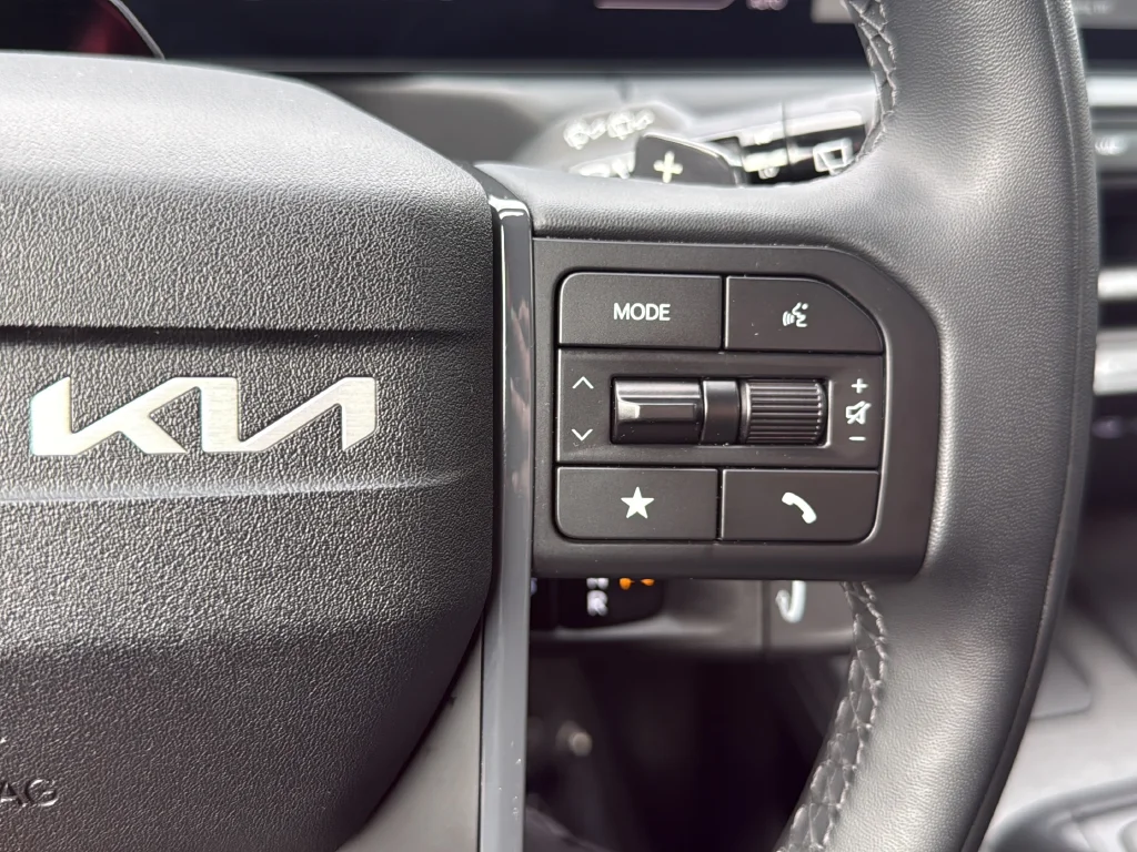 Certified Used 2027 White Kia X-Line EX image 17