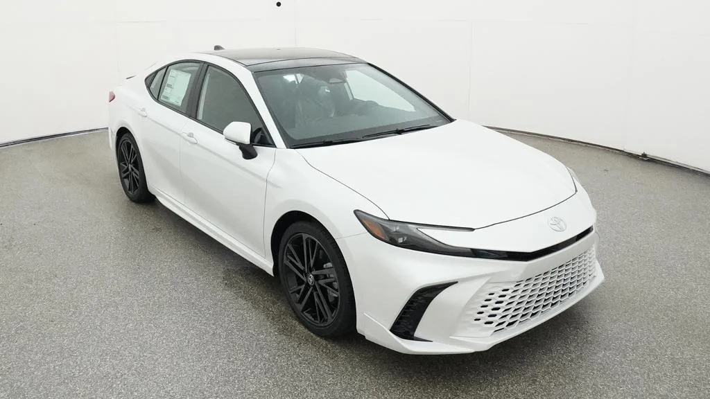 New 2026 Wind Chill Pearl Toyota XSE image 10