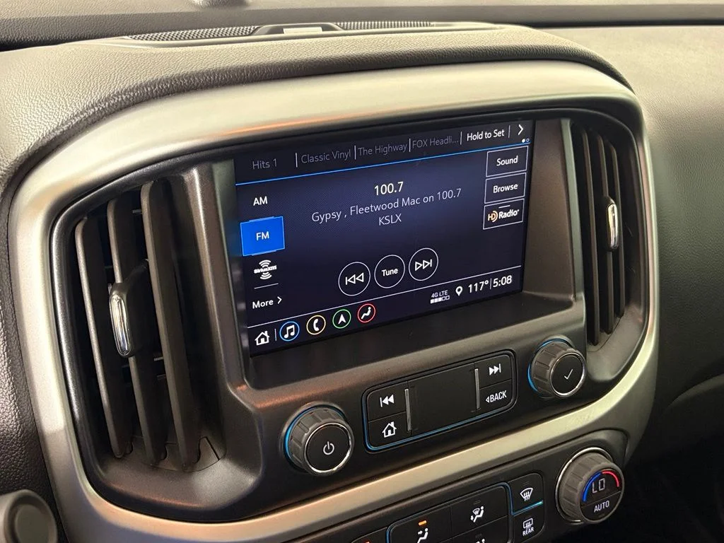 Used 2022 Blue Chevrolet ZR2 image 21