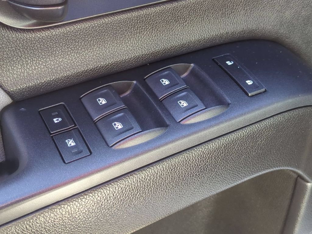 Used 2019 White Chevrolet WT image 12