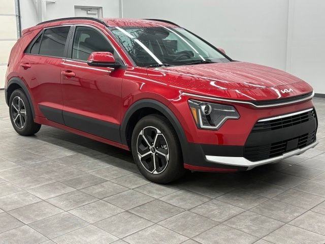 Used 2023 Red Kia EX image 1