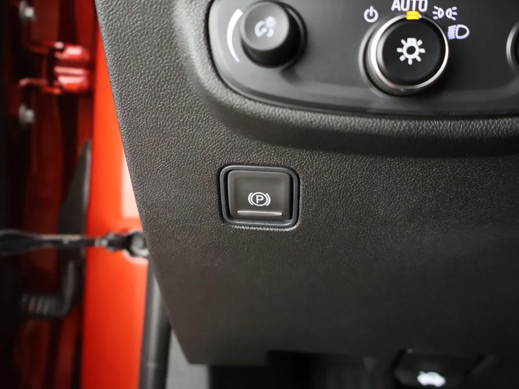 Used 2023 Volcanic Red GMC AT4 image 40