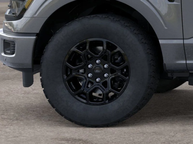 New 2026 Carbonized Gray Metallic Ford XLT image 19