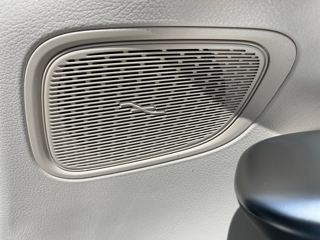 2025 Mercedes-Benz GLC Base - Photo 46