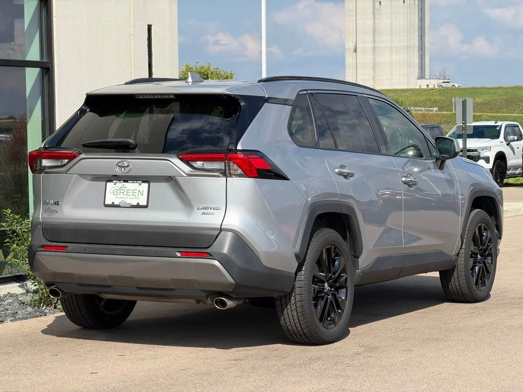 Used 2019 Silver Toyota Limited image 4