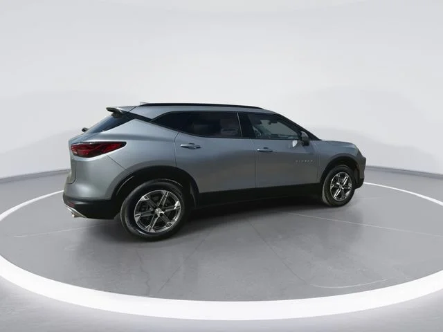 Used 2023 Gray Chevrolet LT image 12