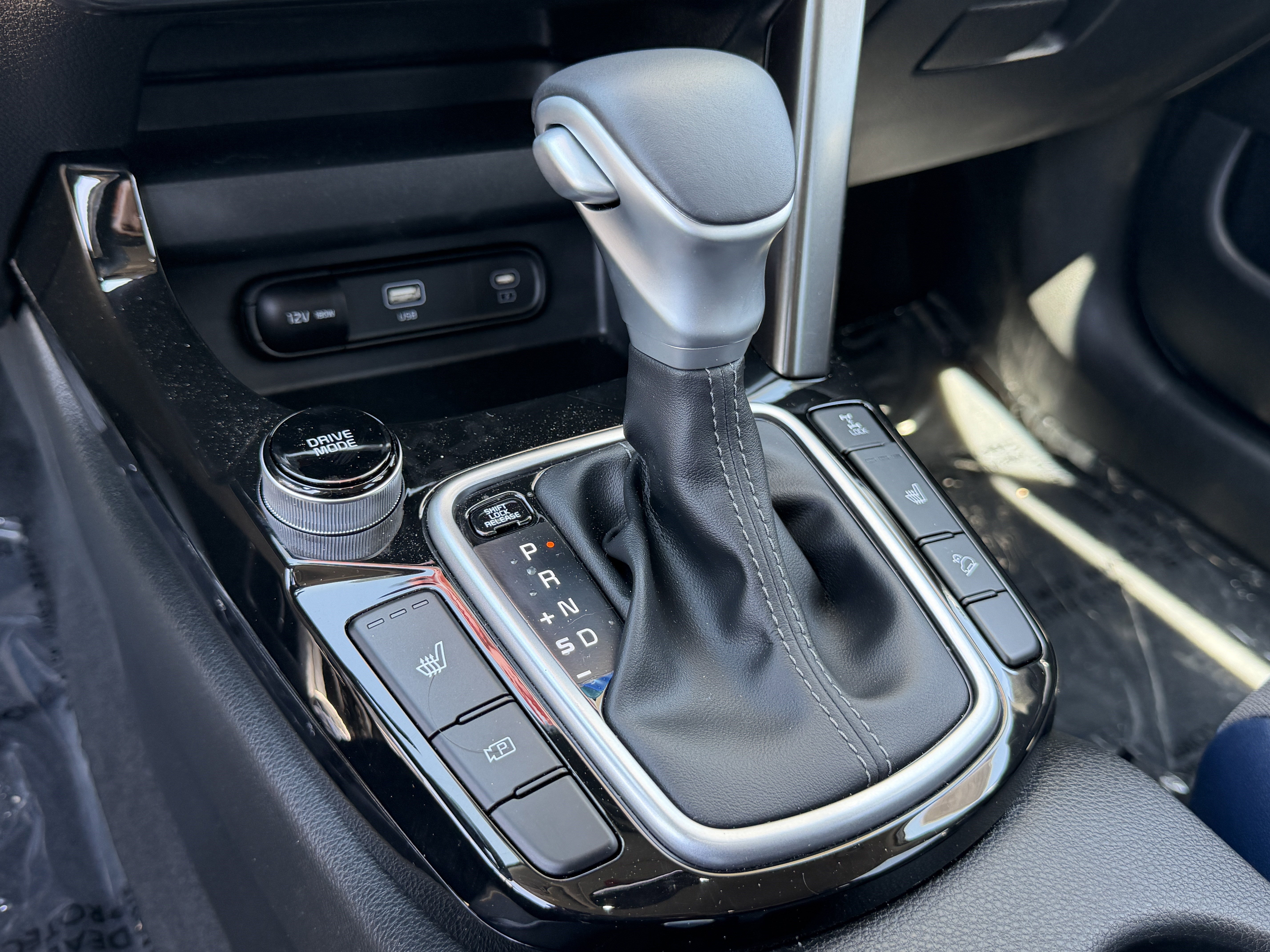 2025 Kia Seltos S - Photo 22
