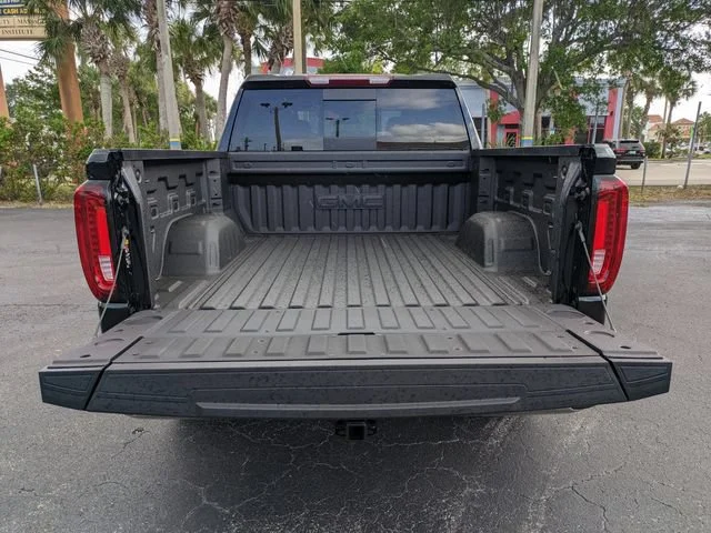 2026 GMC Sierra 1500 SLT - Photo 13