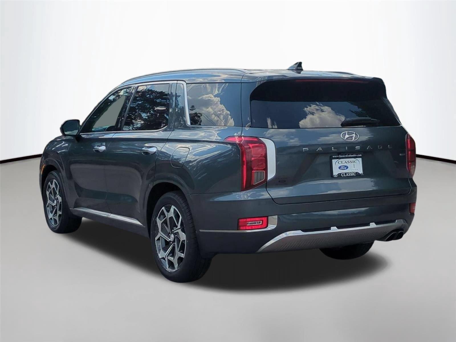 Used 2022  HYUNDAI  image 3