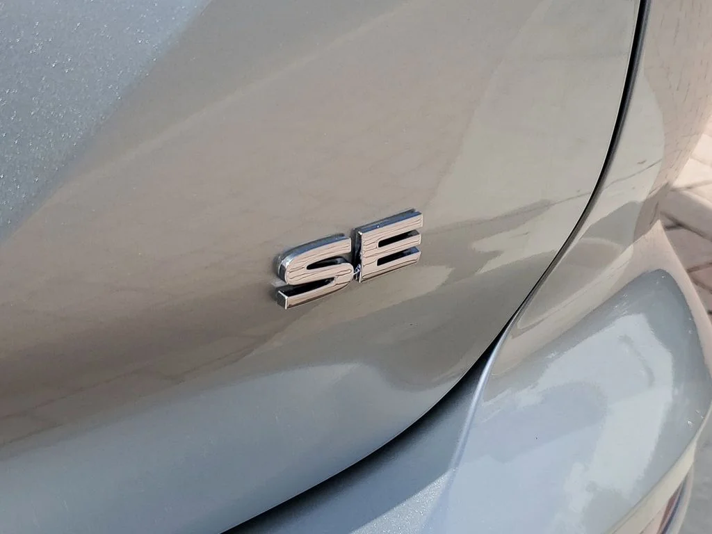 2025 Mitsubishi Outlander SE - Photo 9