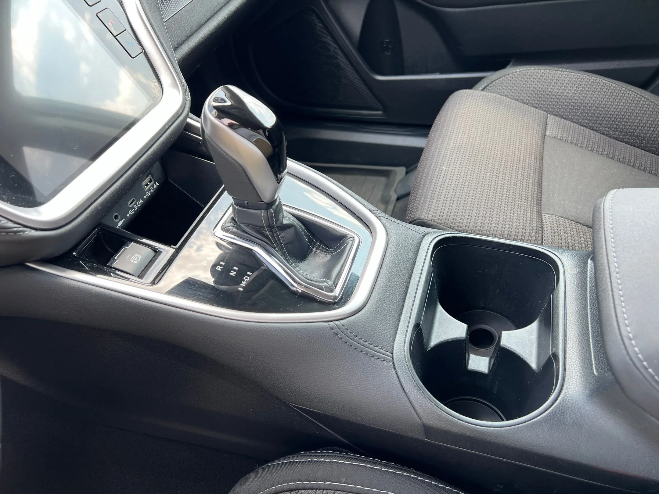 Used 2025 Blue Subaru Premium image 26