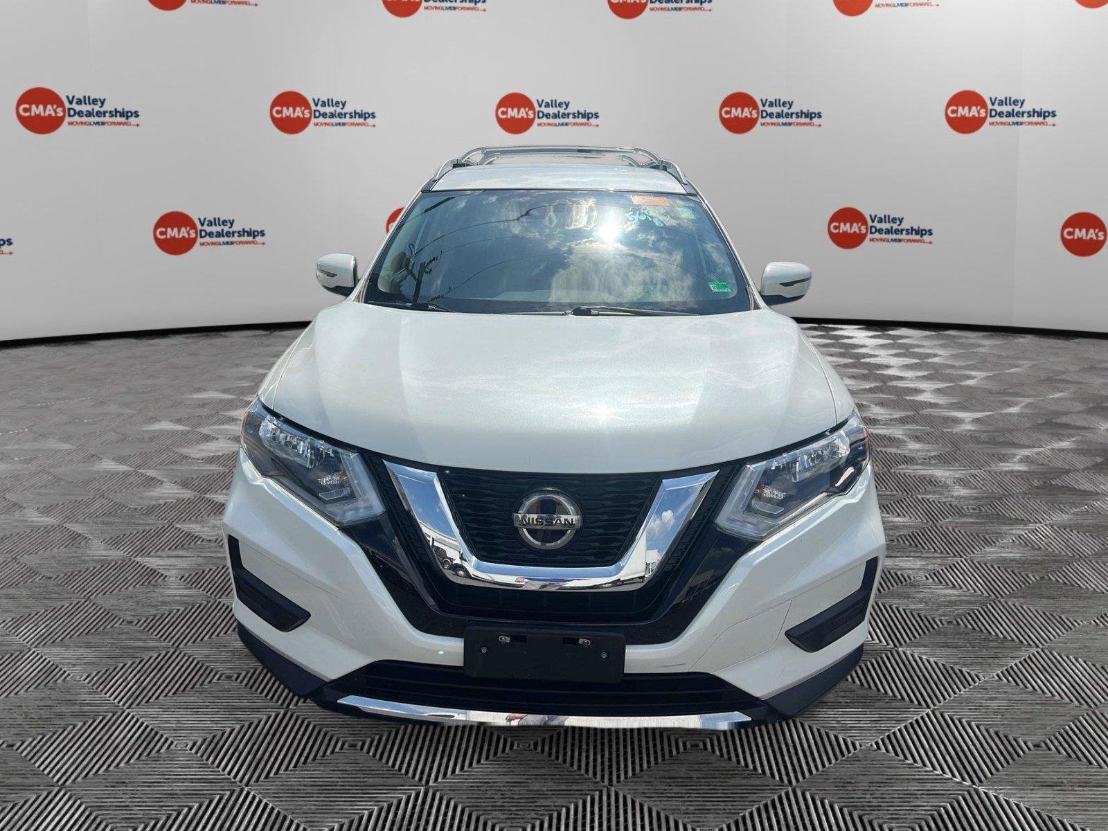 Used 2020 Pearl White Tricoat Nissan SV image 6