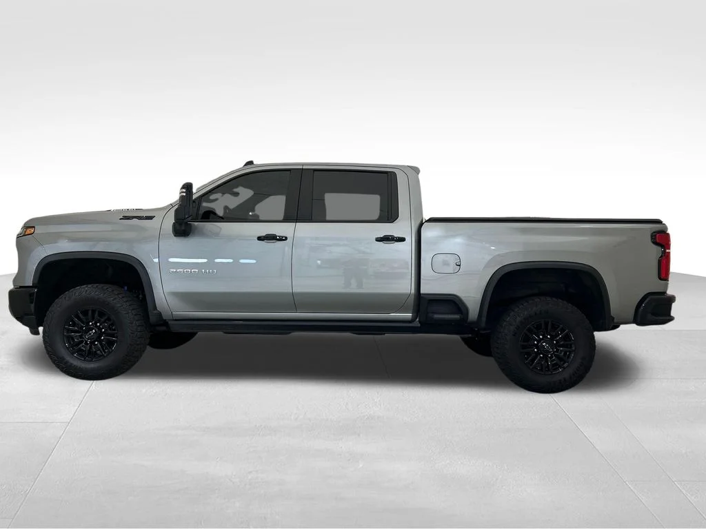 Used 2024 Gray Chevrolet ZR2 image 2