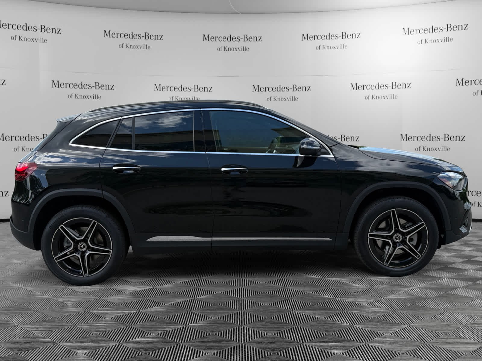 New 2026 Cosmos Black Metallic Mercedes-Benz GLA 250 image 2