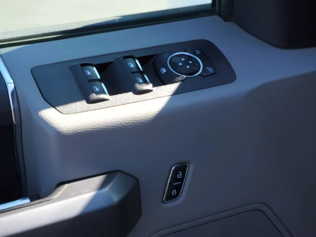 2020 Ford F-150 XLT - Photo 13