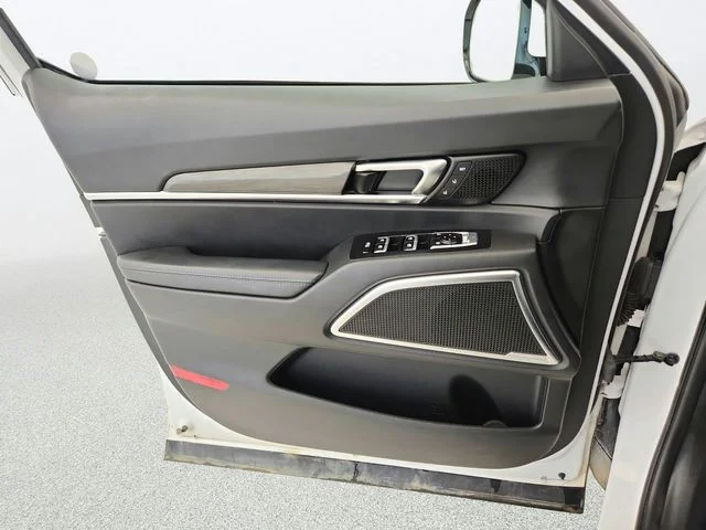 Used 2023 Glacial White Pearl Kia SX-Prestige X-Pro image 22